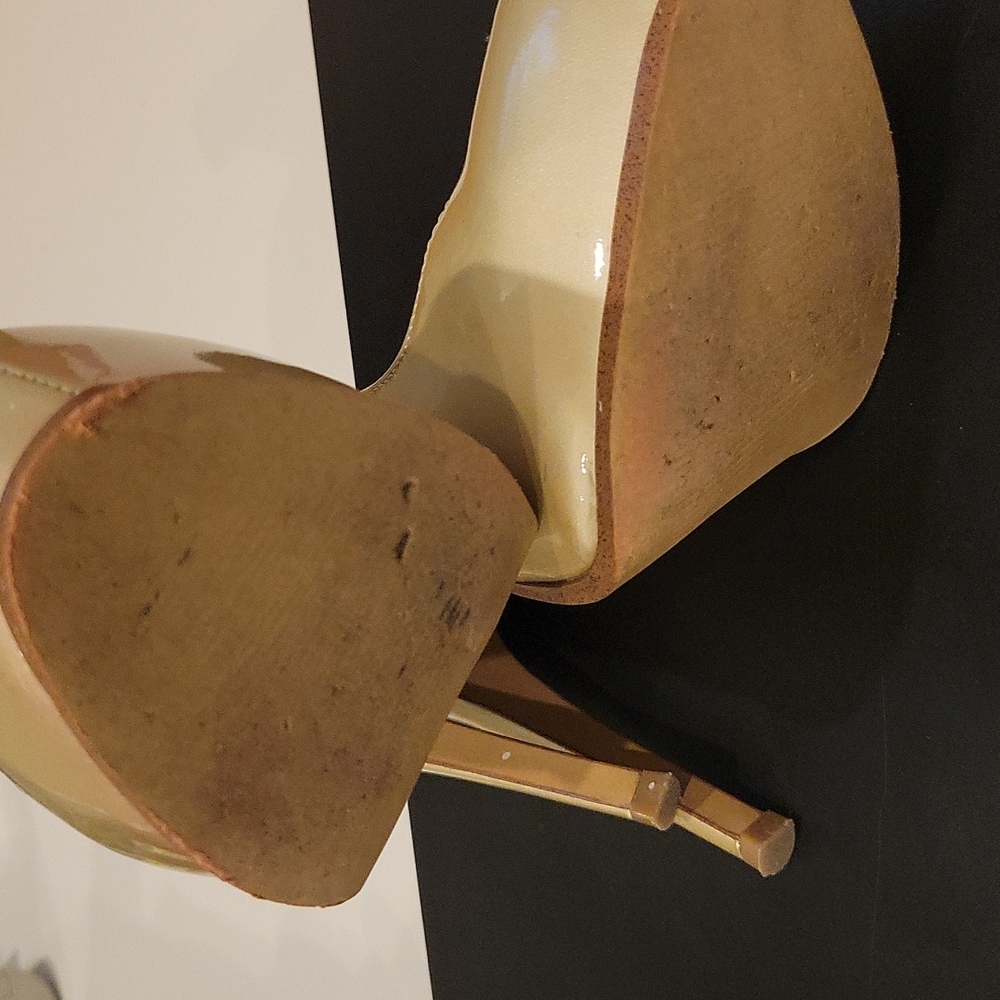 Steve Madden Staciee Patent Heel. Size 6.5. - image 3